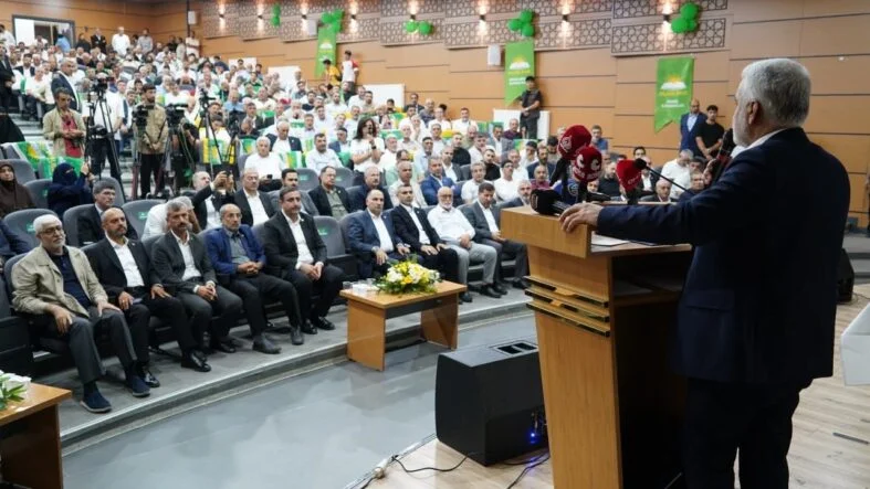 HÜDA PAR GENEL BAŞKANI YAPICIOĞLU BİNGÖL’DEN SESLENDİ: “ÜMMETİN VAHDETİ İÇİN CANIMIZI TAŞIN ALTINA KOYMAYA HAZIRIZ”